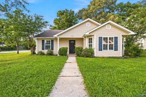 featured image of 2524 Clovis Rd Sw