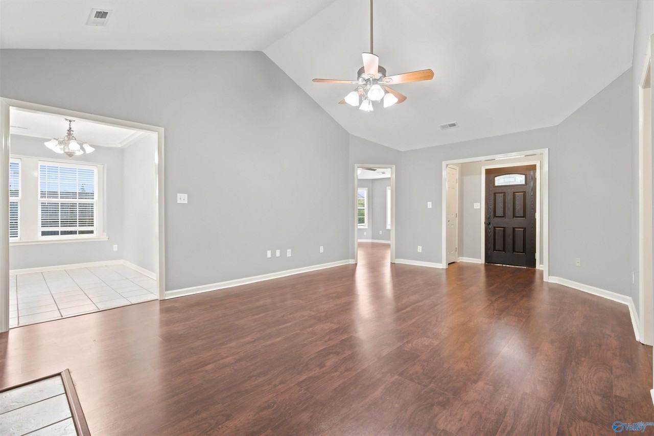 2524 Clovis Rd Sw - Photo 4 of 16