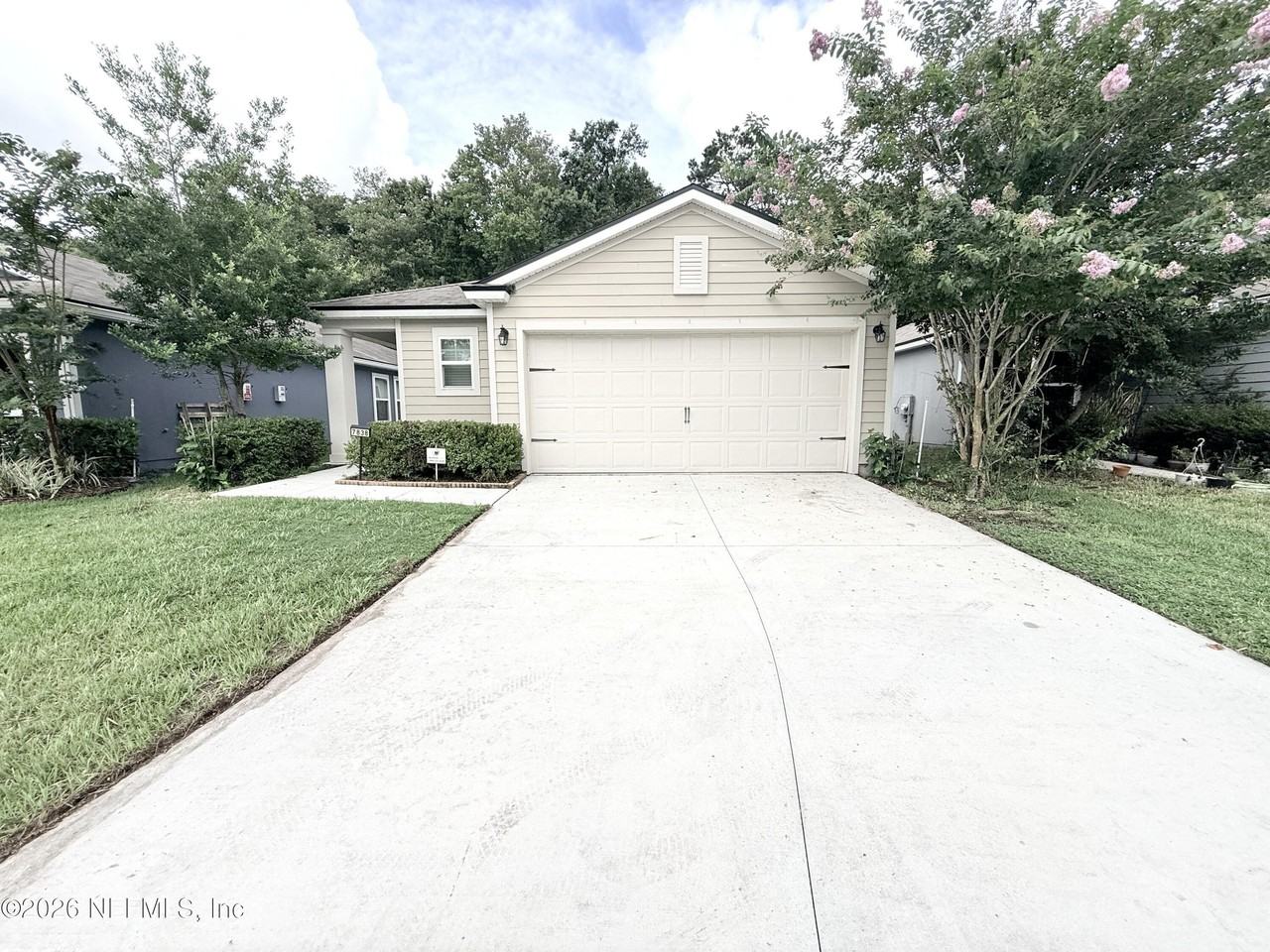 7838 Meadow Walk Ln