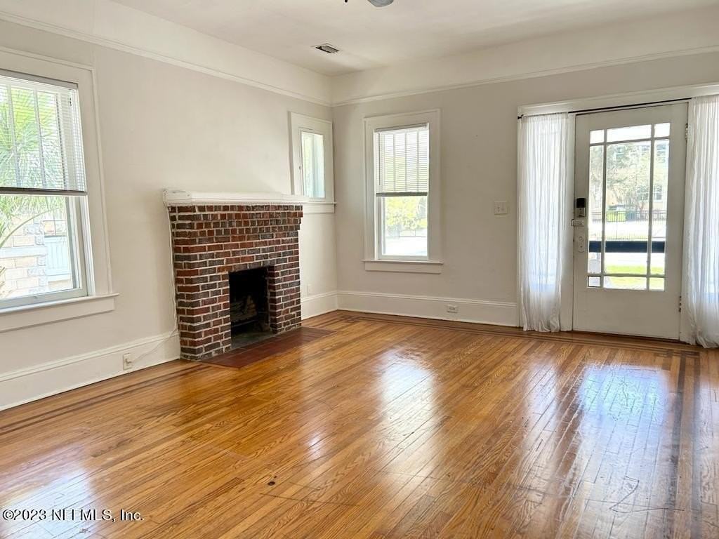 2805 Park St #2805 - Photo 6 of 23