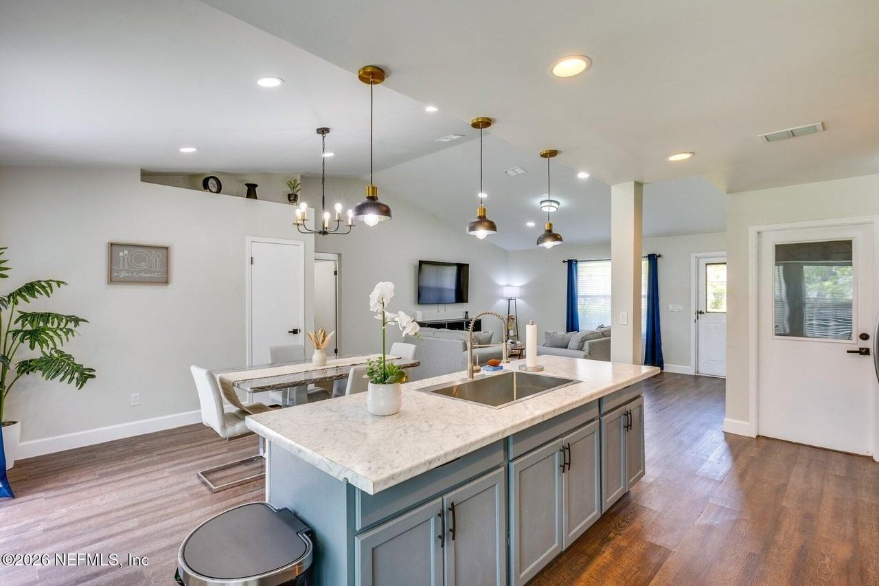 3227 Puffin Way - Photo 4 of 19