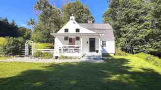 190 Scallop Dr - Photo 1 of 1