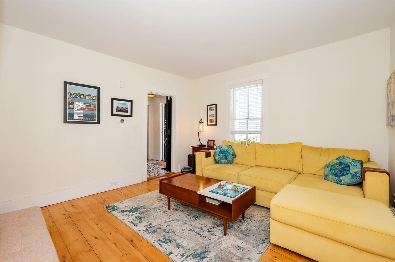 46 Dennett St - Photo 7 of 42