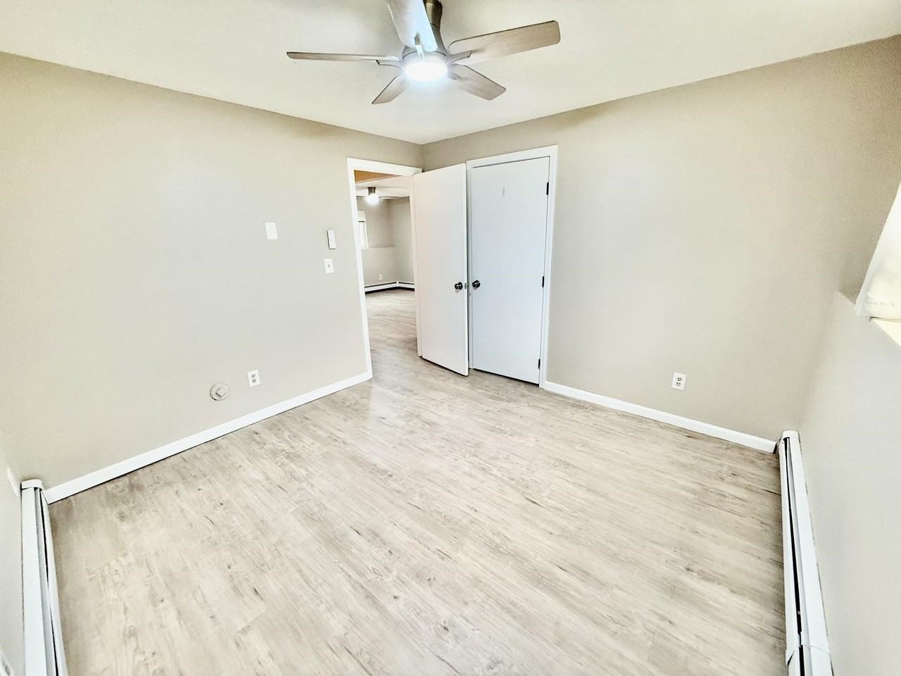 945 Mammoth Rd #1S - Photo 7 of 22