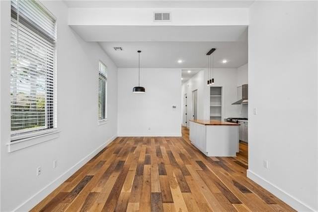 3611 Marais St - Photo 5 of 19