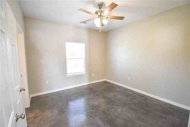 12214 Sydney Square Dr #7 - Photo 6 of 7