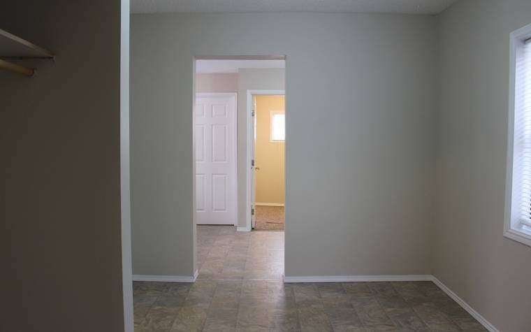 1115 Avenue C N #MAIN - Photo 5 of 12