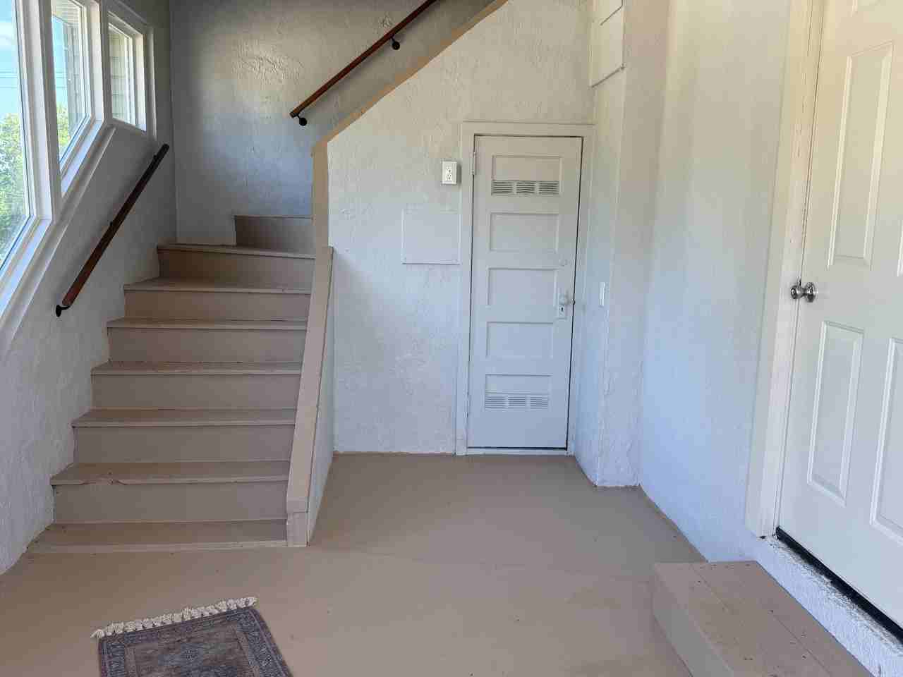 937 937 Vine Street RearN/A #1 - Photo 2 of 16