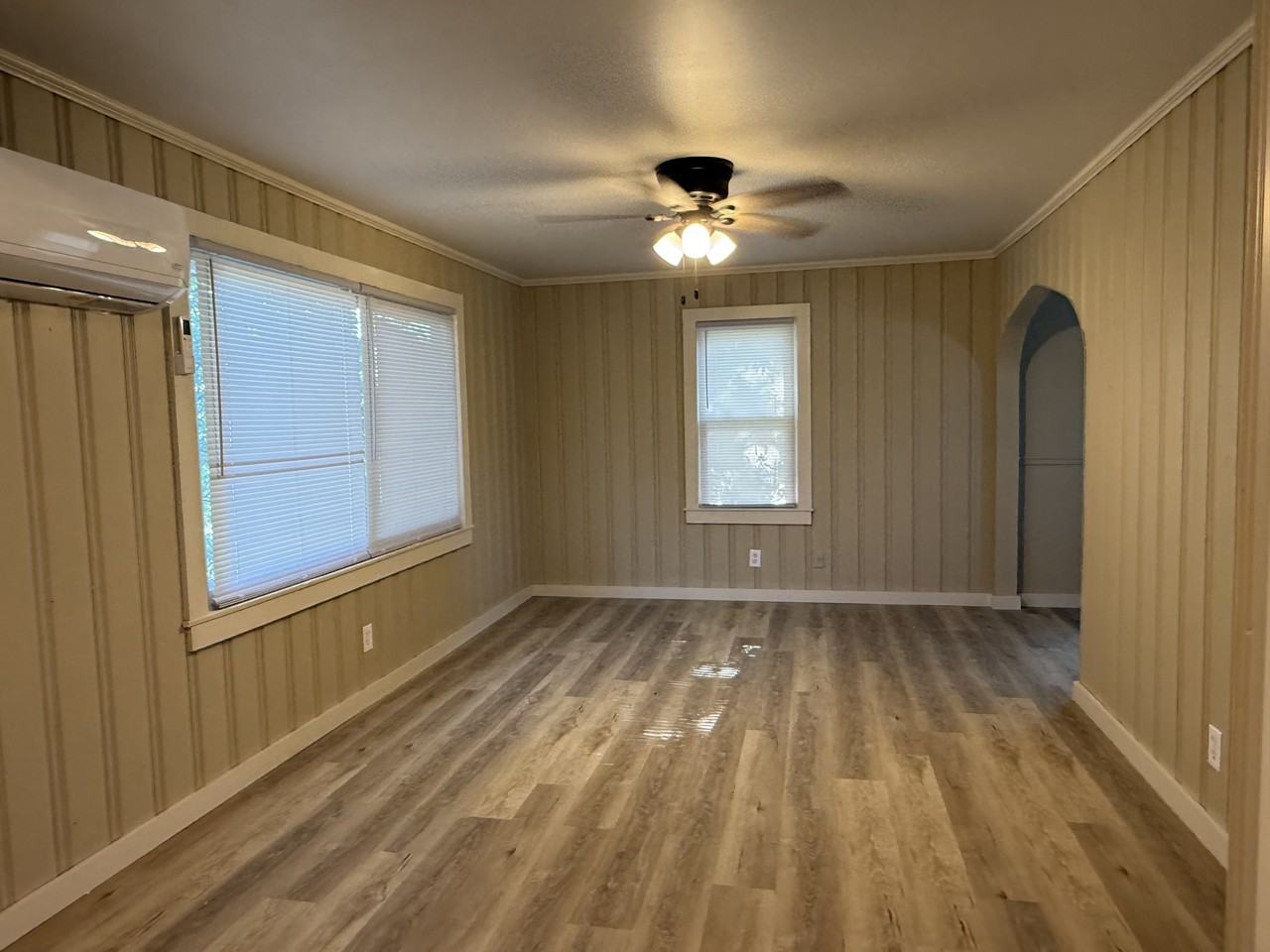 937 937 Vine Street RearN/A #1 - Photo 4 of 16