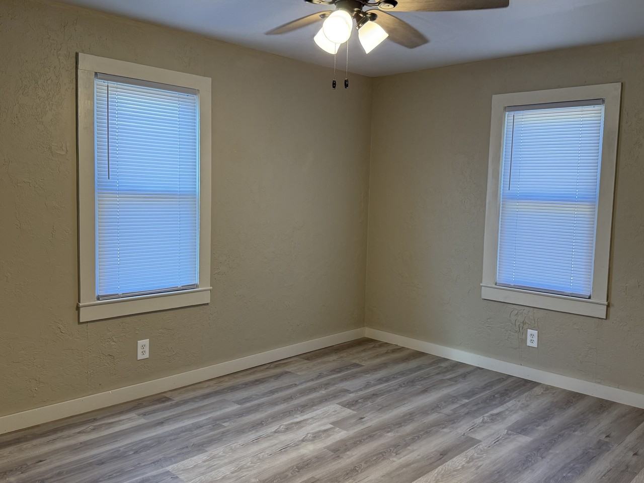 937 937 Vine Street RearN/A #1 - Photo 7 of 16