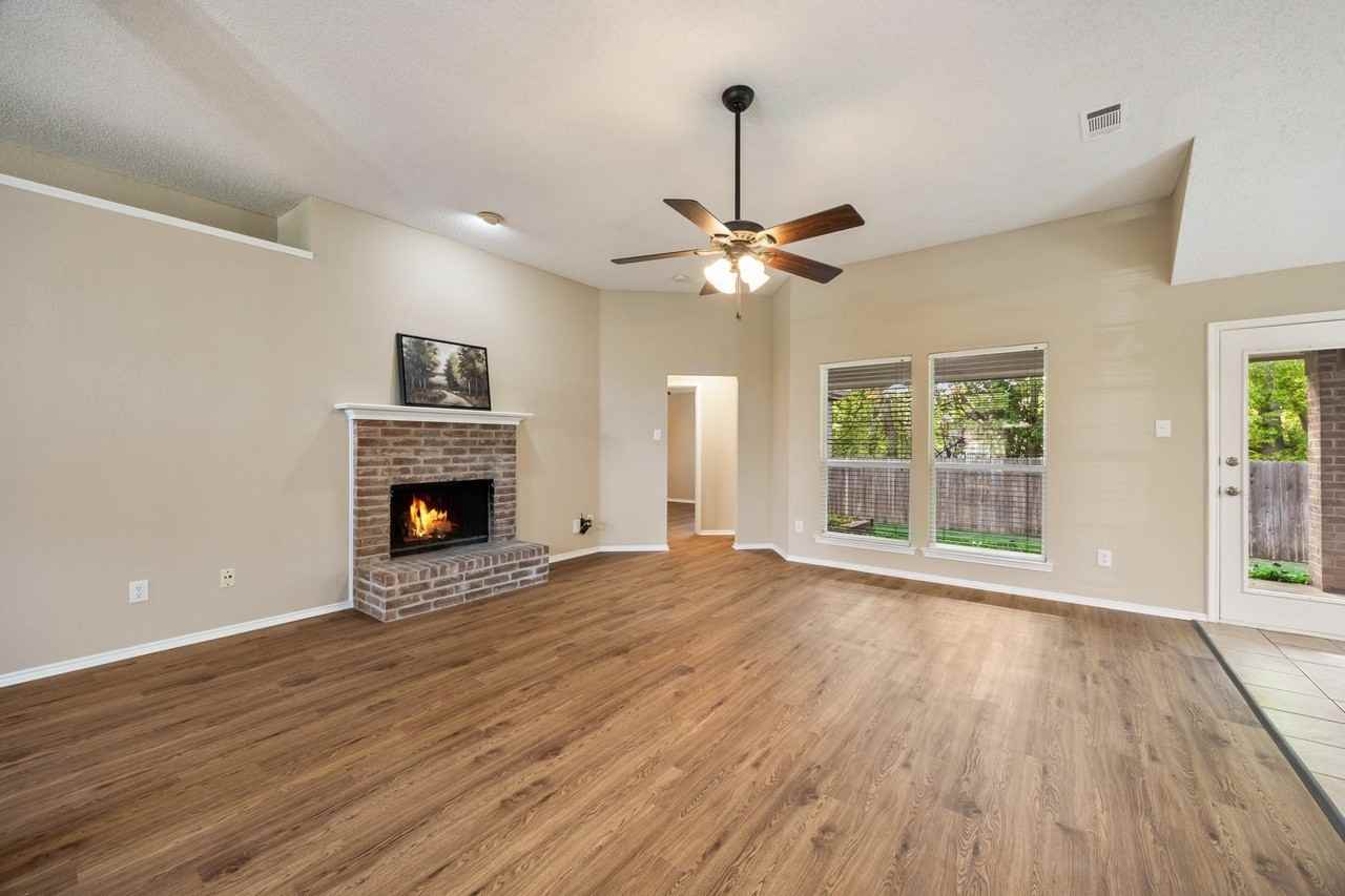 3711 Sycamore Ln - Photo 6 of 27