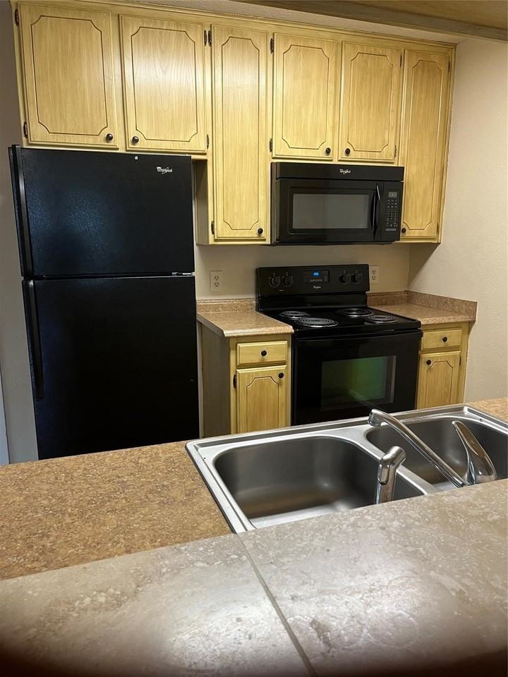 7742 County Road 2307 - Photo 5 of 13