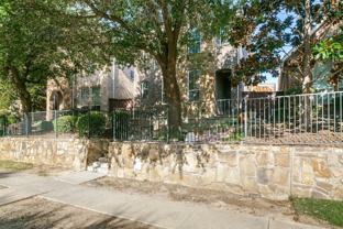 2450 Sunderland Ln - Photo 1 of 1