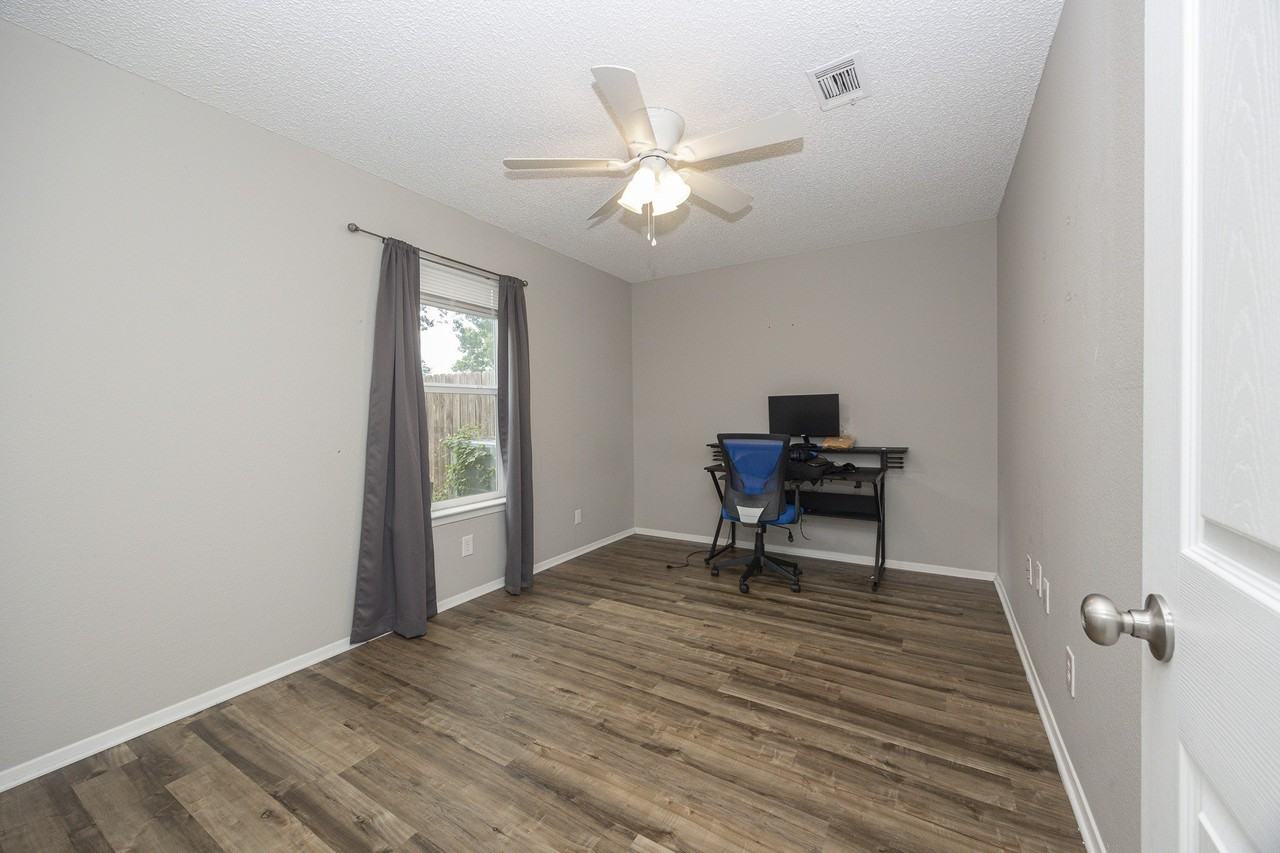613 N Cherry St #A - Photo 7 of 11