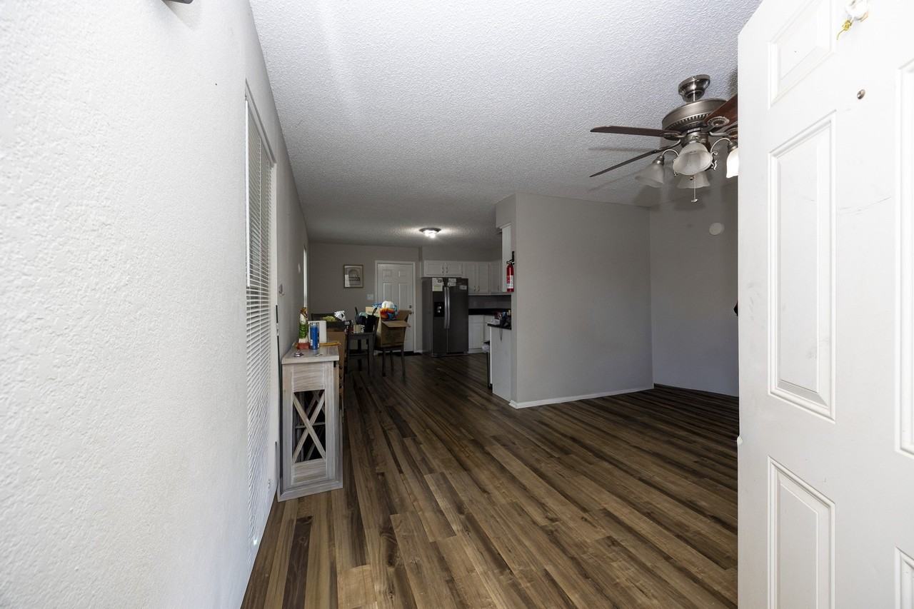613 N Cherry St #A - Photo 2 of 11