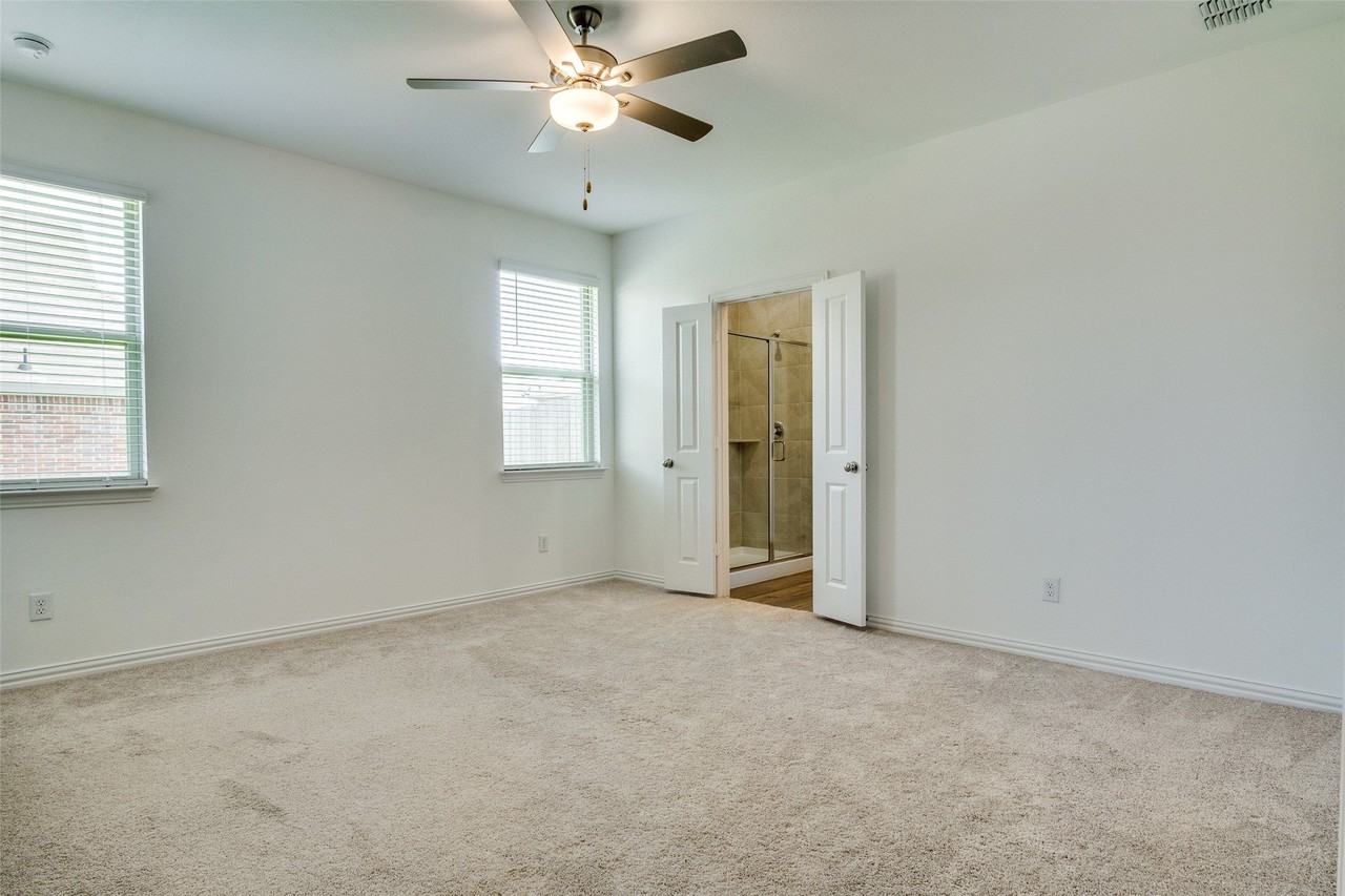 1228 Almond Rd - Photo 7 of 13