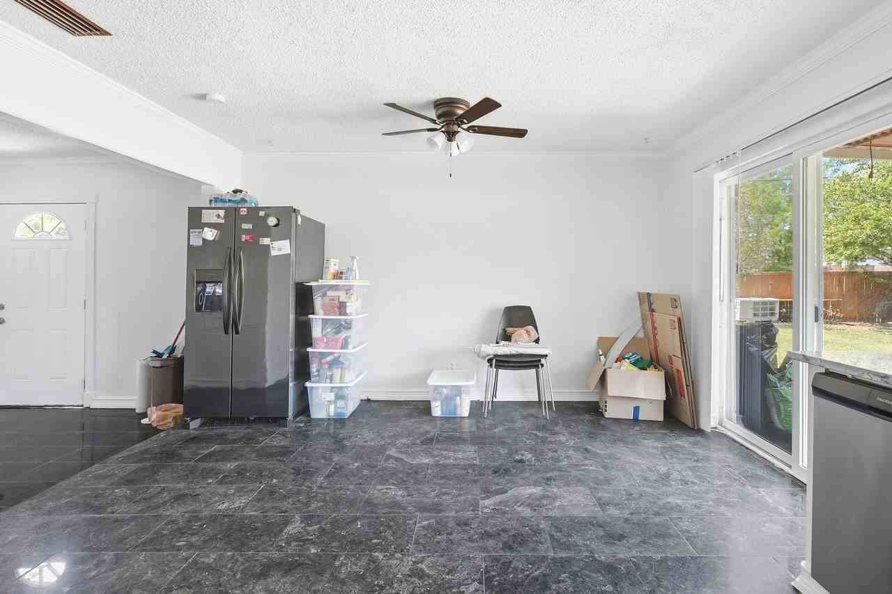 2930 Lancer Ln - Photo 3 of 17