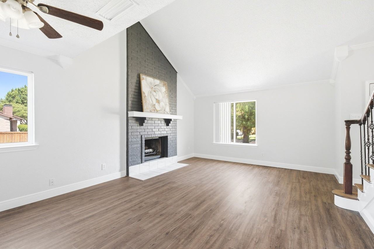 2930 Lancer Ln - Photo 4 of 17