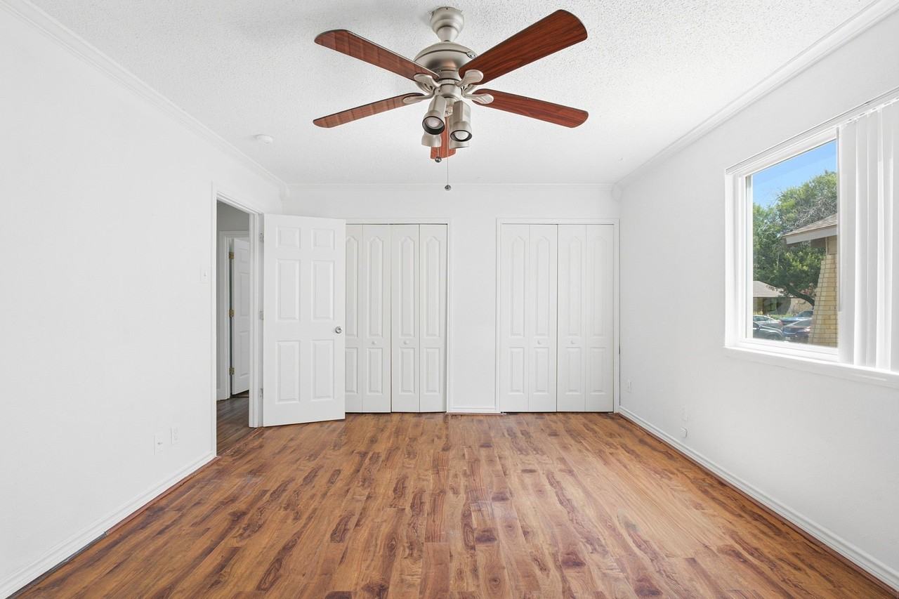 2930 Lancer Ln - Photo 7 of 17