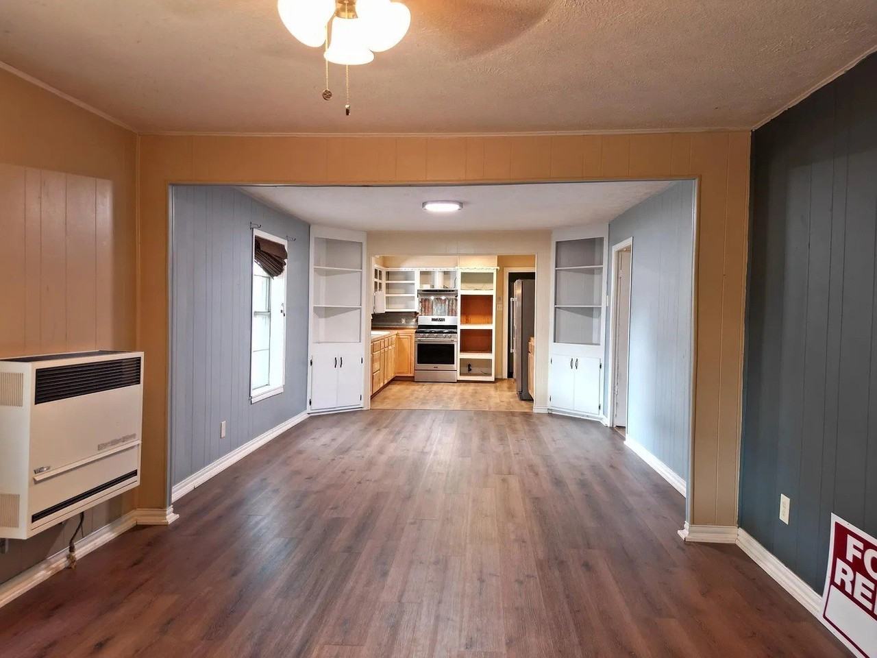 9405 E Fm 174 - Photo 7 of 32