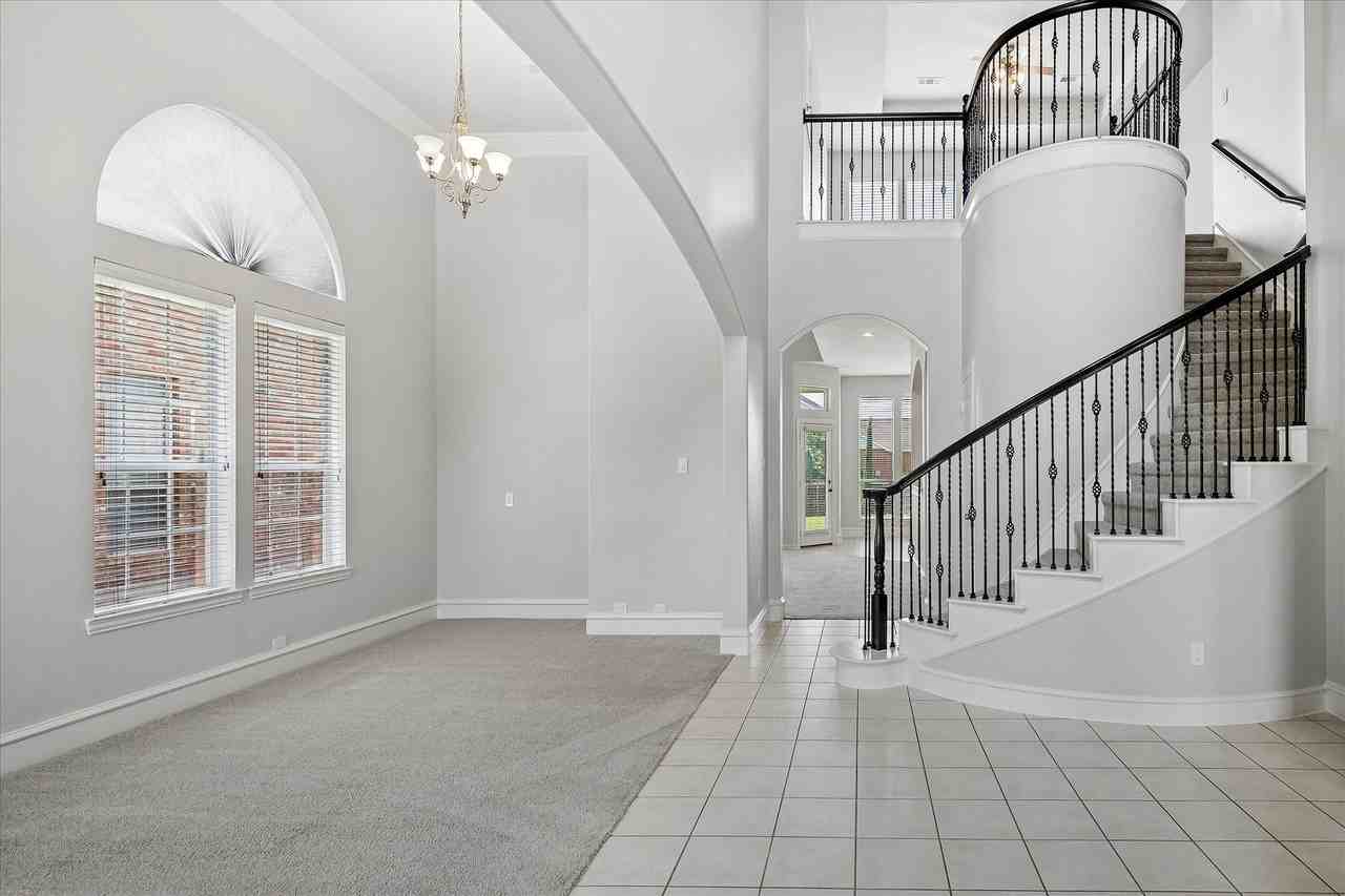 1604 Morning Dove Ct - Photo 4 of 31