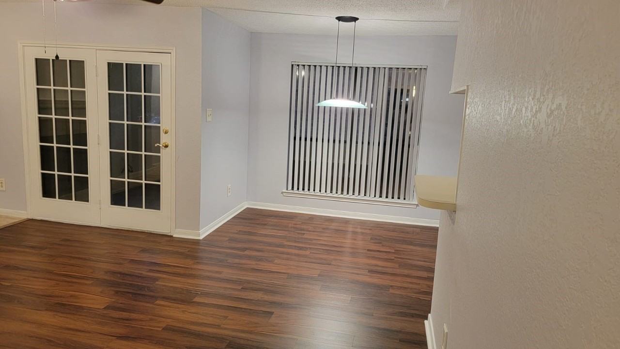 2103 Friendly Dr #3222 - Photo 3 of 23