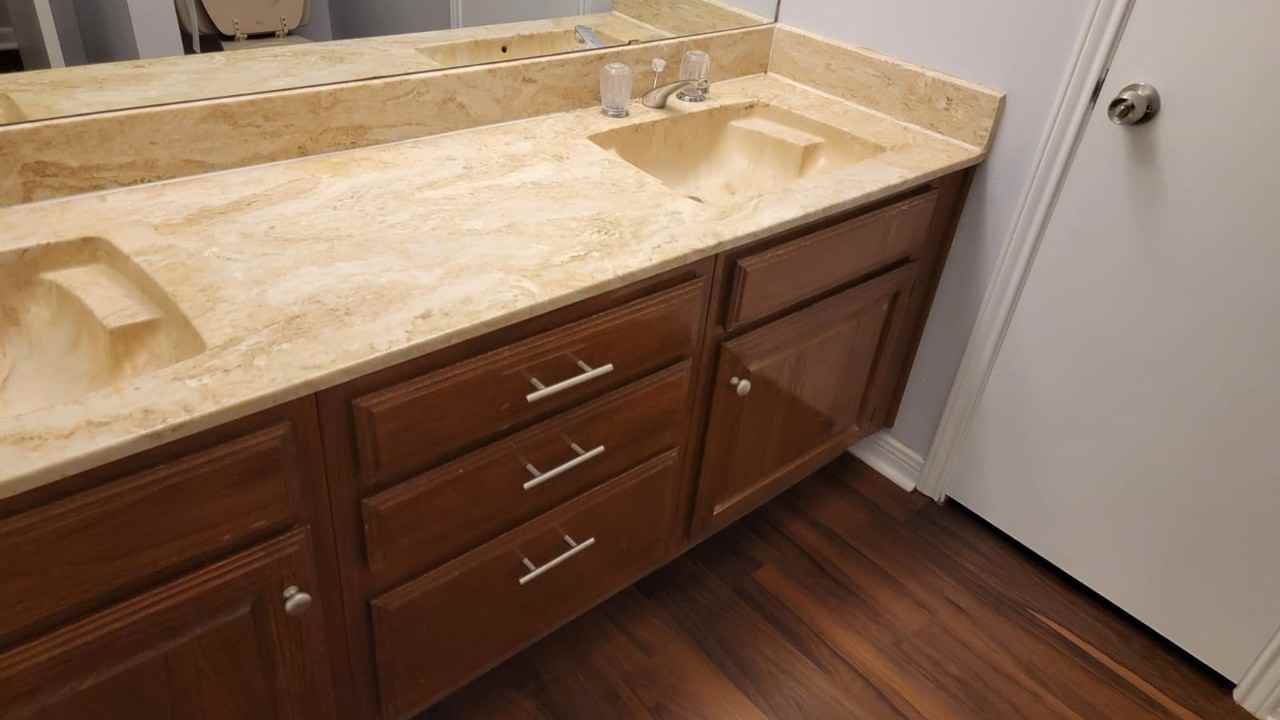 2103 Friendly Dr #3222 - Photo 6 of 23