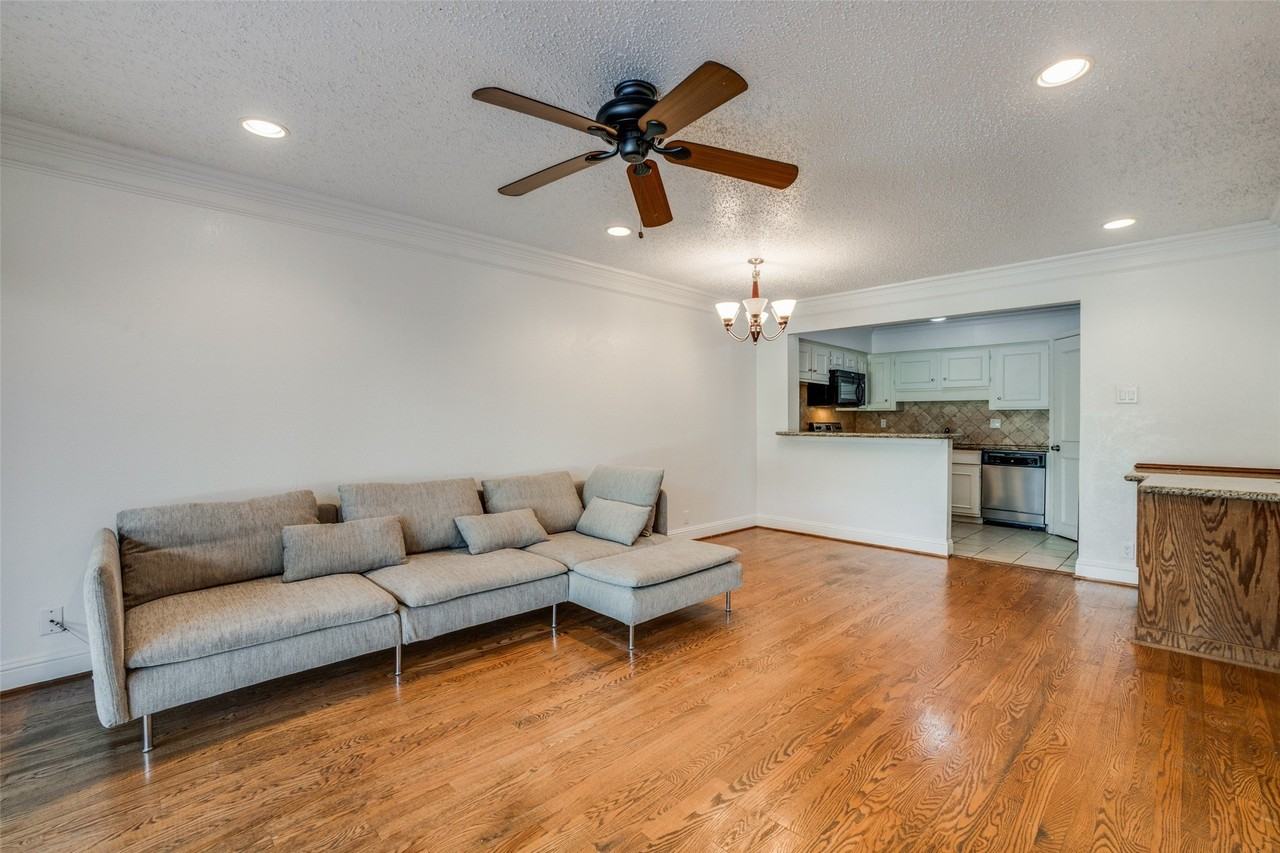 5325 Fleetwood Oaks Ave #253 - Photo 5 of 12