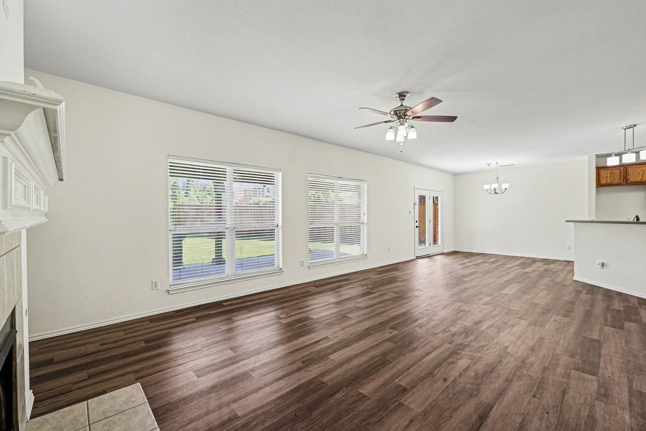 5506 San Marino Dr - Photo 5 of 30
