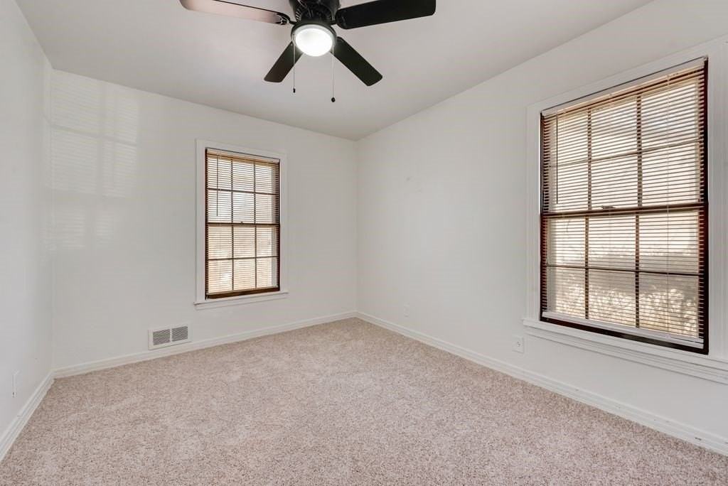 1233 Marion Ave - Photo 6 of 15