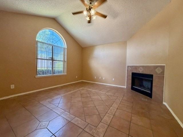 2604 Crix Ln - Photo 2 of 13