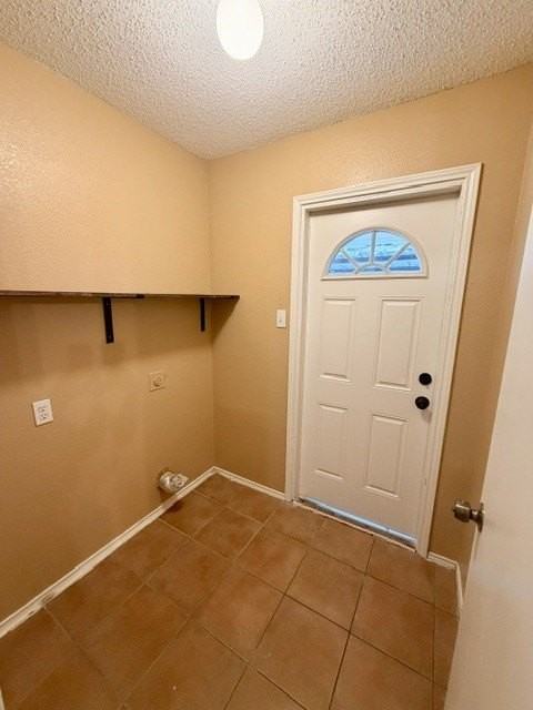 2604 Crix Ln - Photo 4 of 13