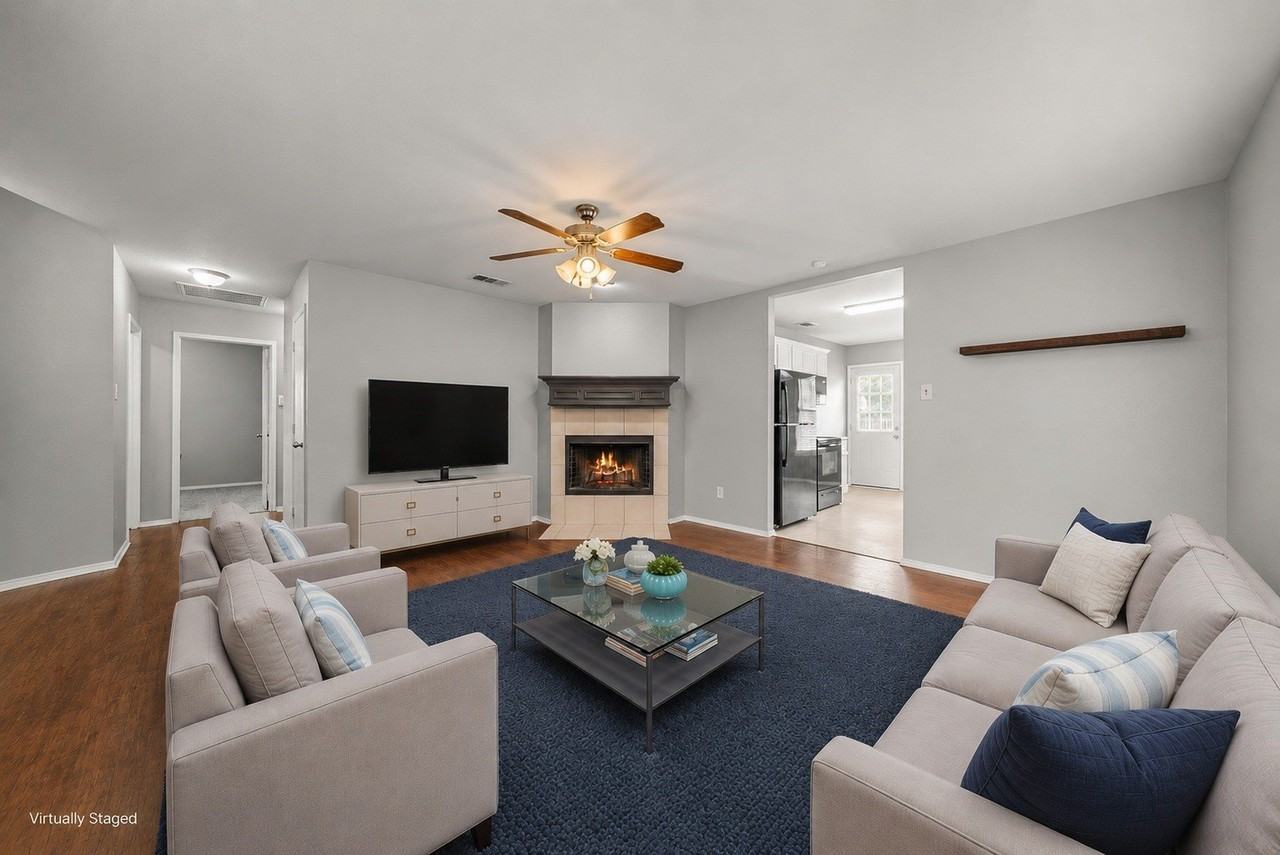 834 Hazels Way - Photo 3 of 16