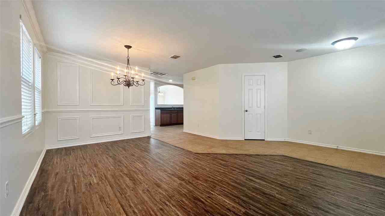 1724 Quails Nest Dr - Photo 3 of 36