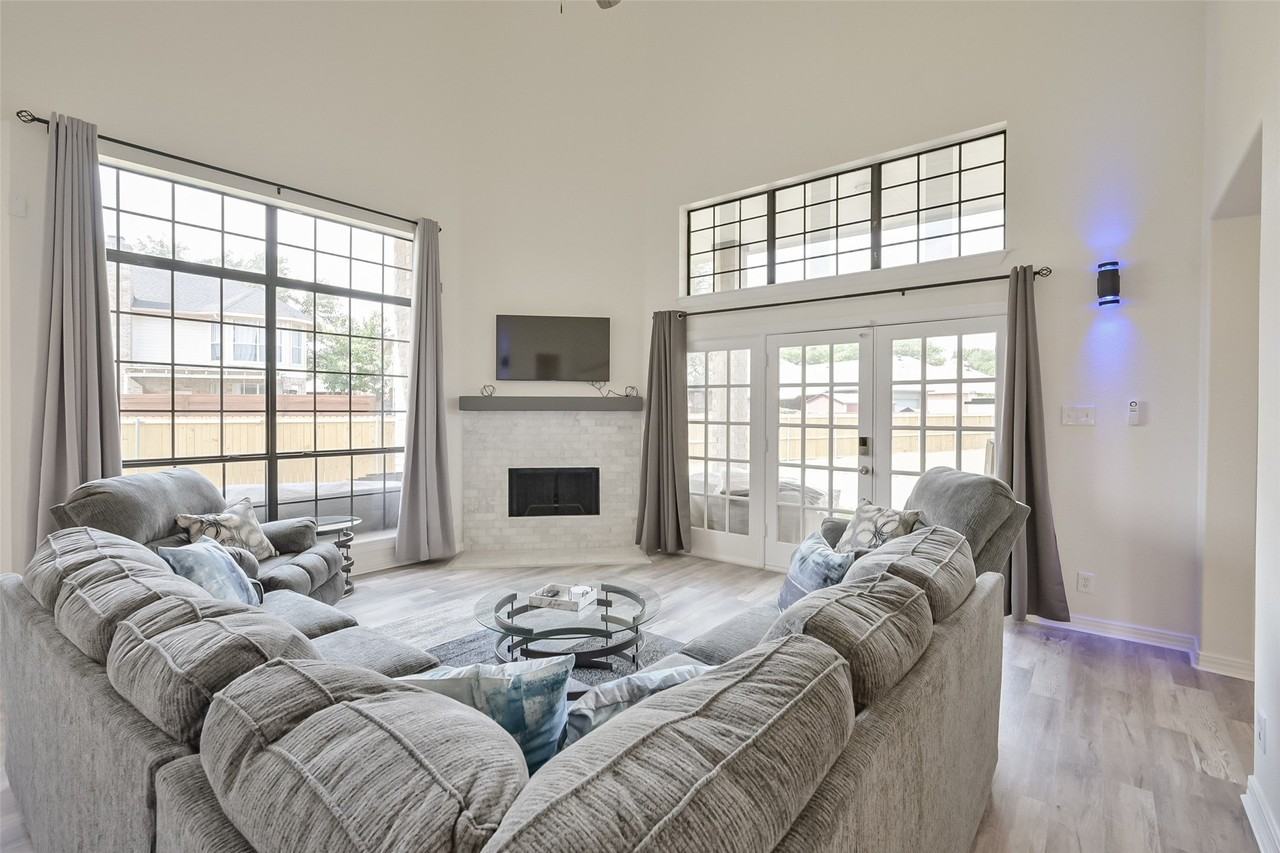 2735 Water Oak Dr - Photo 7 of 40