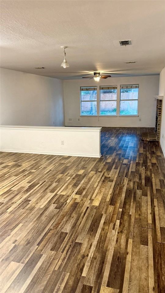 2603 Lookout Dr - Photo 4 of 11