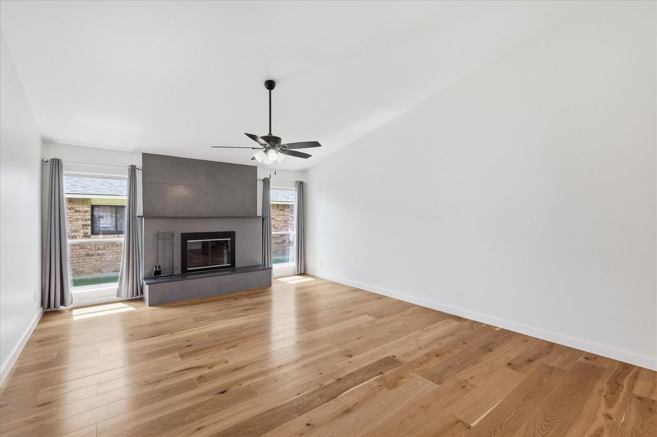4549 Fremont Ln - Photo 5 of 29
