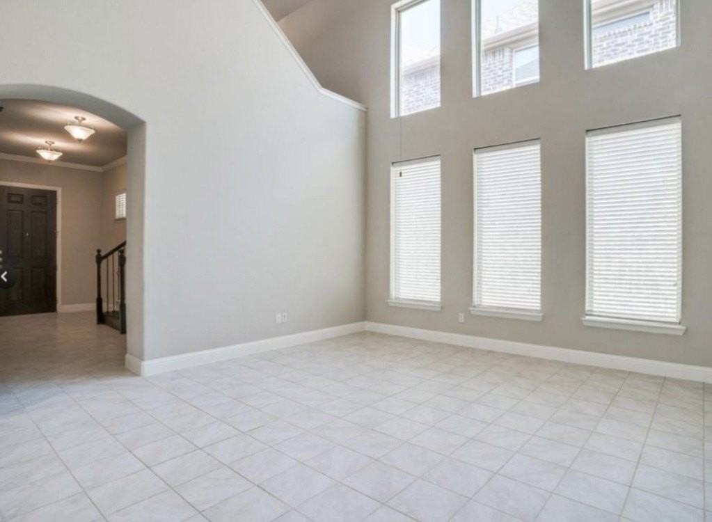 5405 Tuscarora Trl - Photo 3 of 23