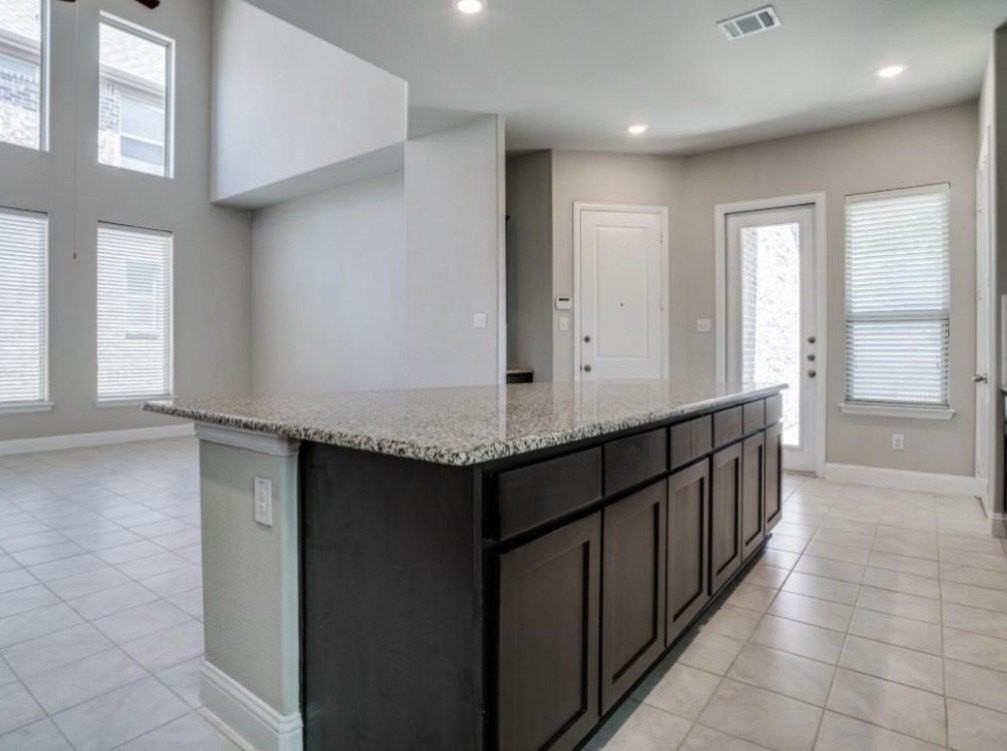 5405 Tuscarora Trl - Photo 7 of 23