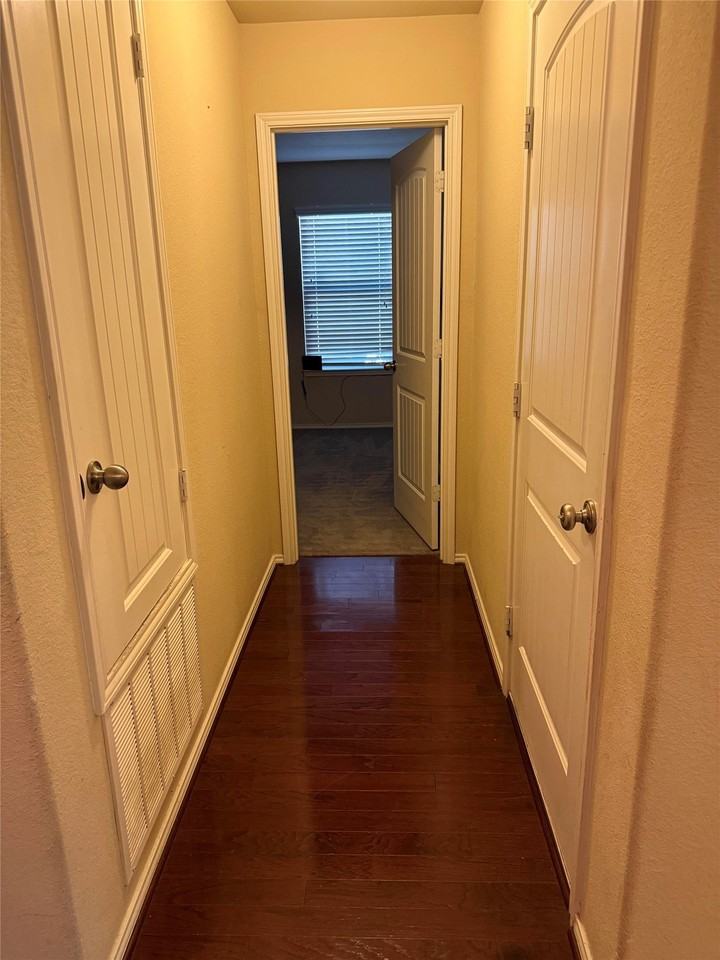 11617 Summer Springs Dr - Photo 5 of 30