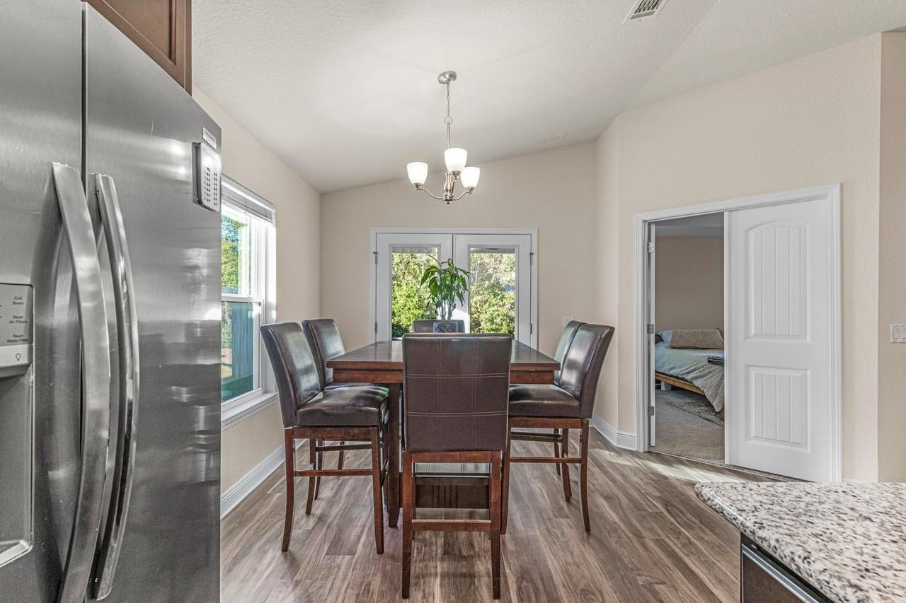 5101 Peach Dr - Photo 6 of 27