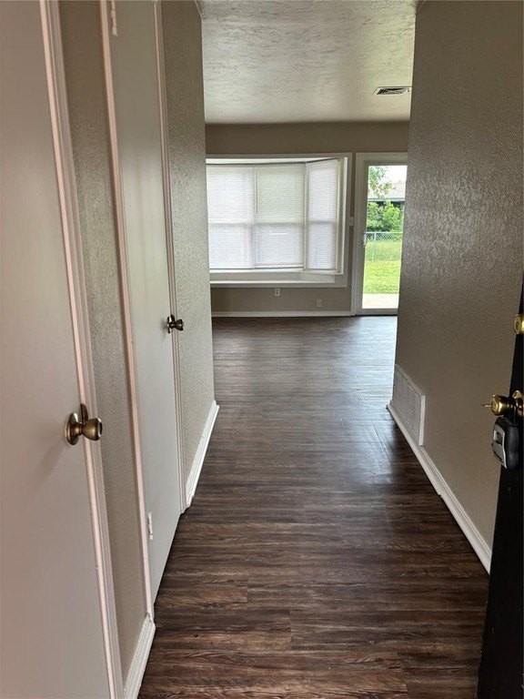 624 Sw 12th St - Photo 3 of 22