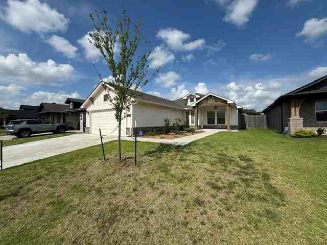 709 Caladium Dr - Photo 4 of 40