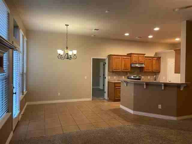 401 Durkee Rd - Photo 6 of 30