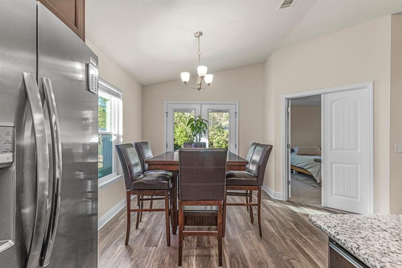 5101 Peach Dr - Photo 6 of 27