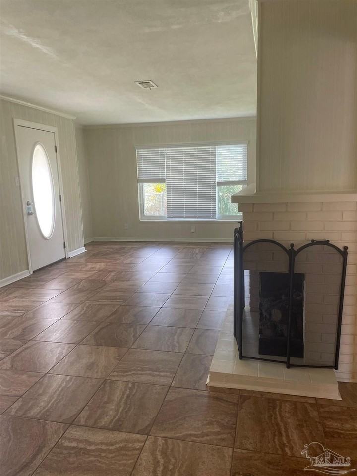 291 N K St - Photo 2 of 21