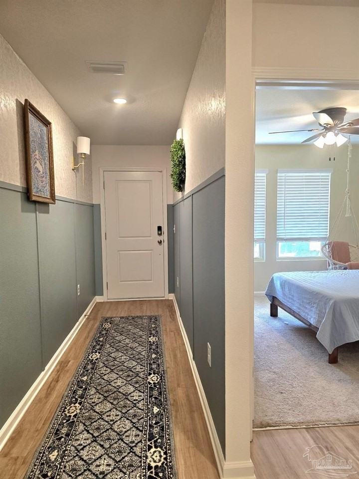 4639 Carlstrom Ln - Photo 3 of 21