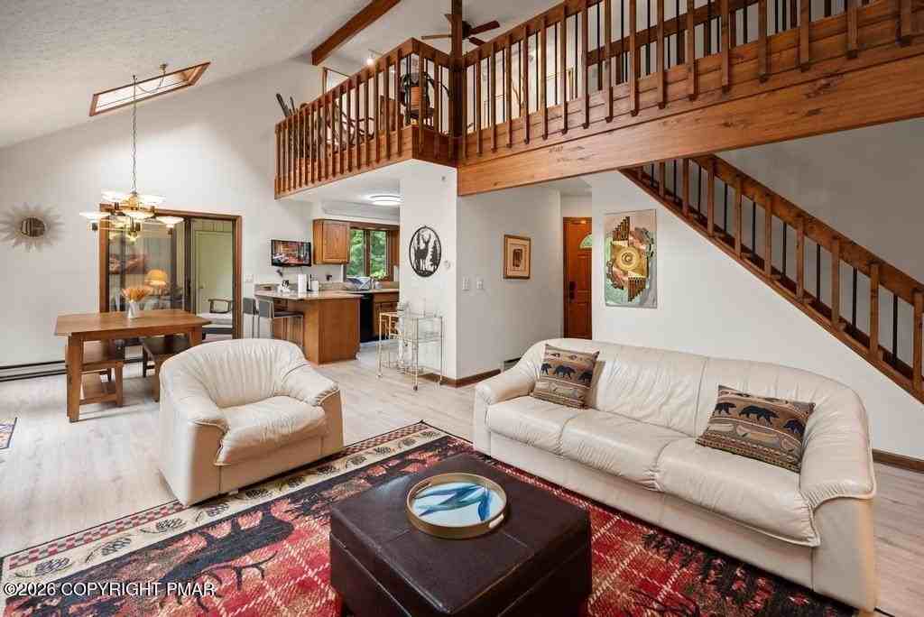 155 Tanglewood Dr - Photo 6 of 37