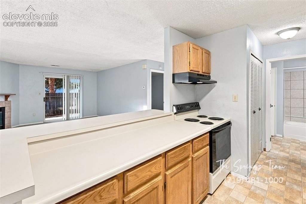 4349 Hunting Meadows Cir - Photo 7 of 23