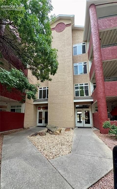 175 W Cheyenne Rd